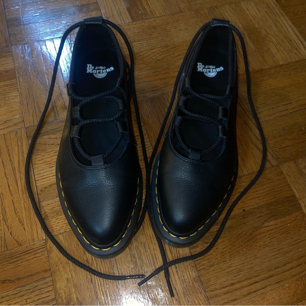 Dr. Martens Elphie II Virginia Leather Ballet Flats